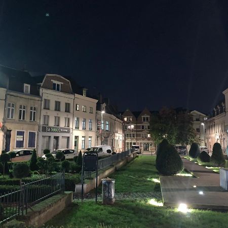 *Lasuite #2 Yellow* Valenciennes Zewnętrze zdjęcie